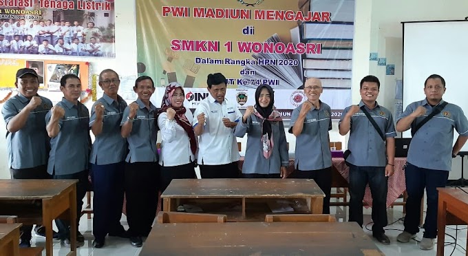 PWI Madiun Mengajar Di SMKN Wonoasri, Dalam Rangka HUT PWI 74 Dan HPN