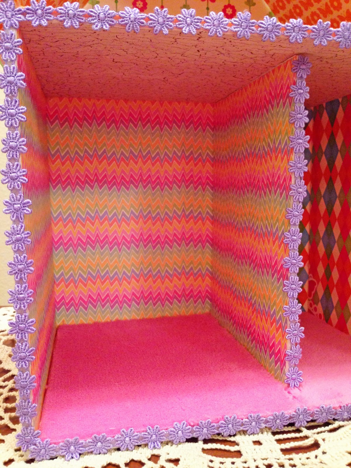 Dollhouse Decorating A Quick, Easy, Fun, Cheap Foamboard Dollhouse!