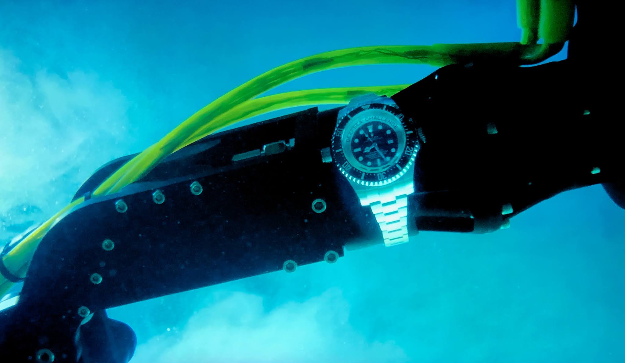 Watch a Marine Zoom From One Boat to Another  With a Jetpack