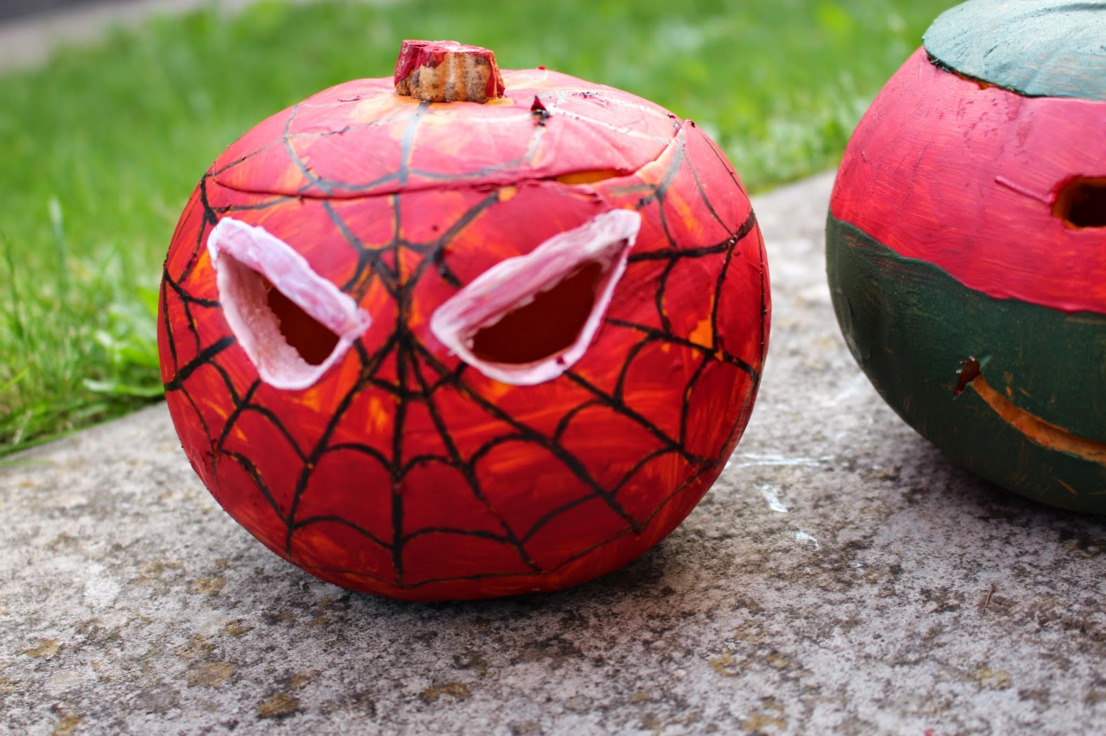 spiderman pumpkin