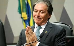 Eunício cita música de Cartola para ironizar embate entre Roberto Cláudio e Girão: "Elegeu o próprio algoz"
