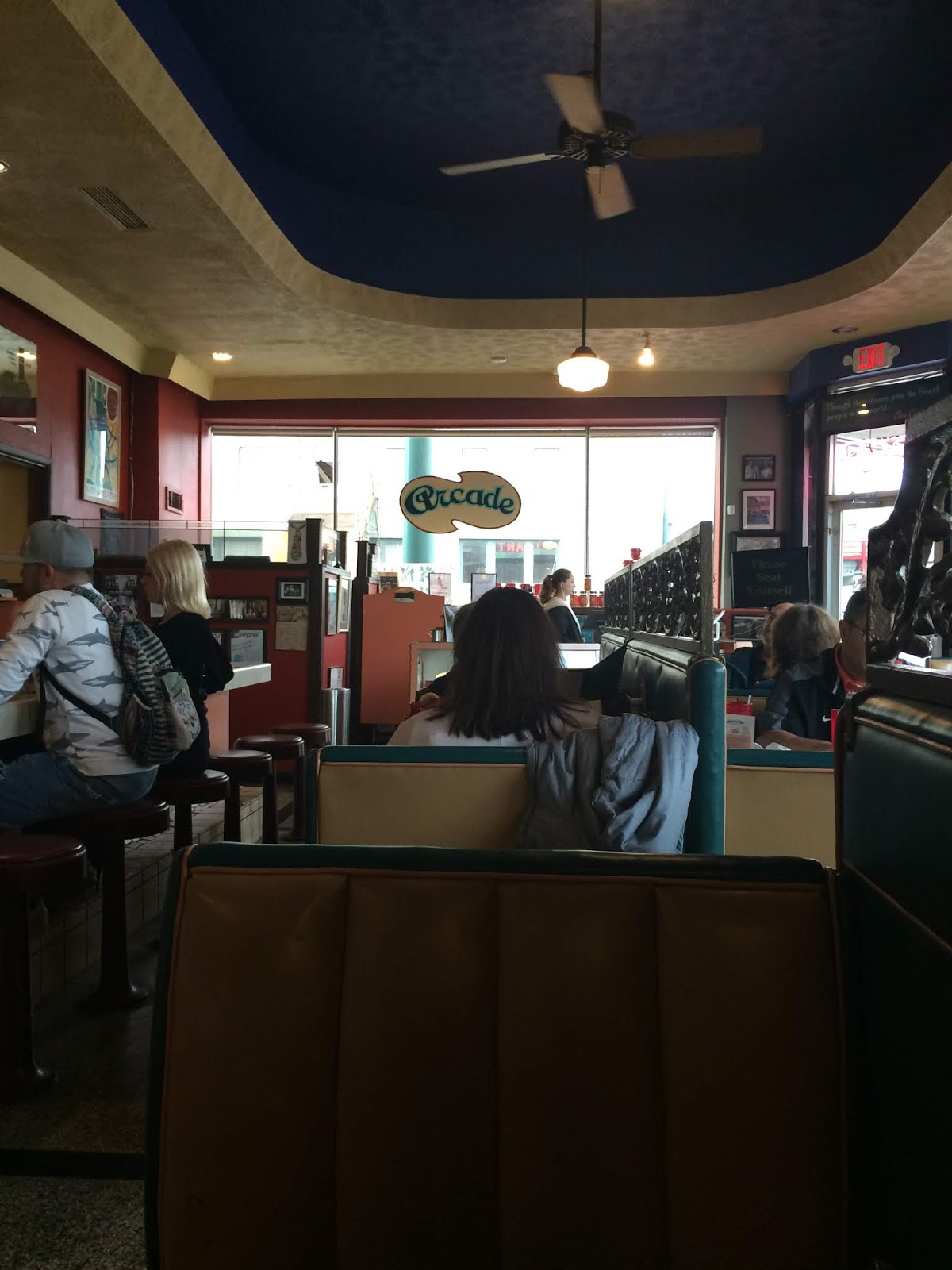Arcade Restaurant Memphis Tennessee - 0z72slx