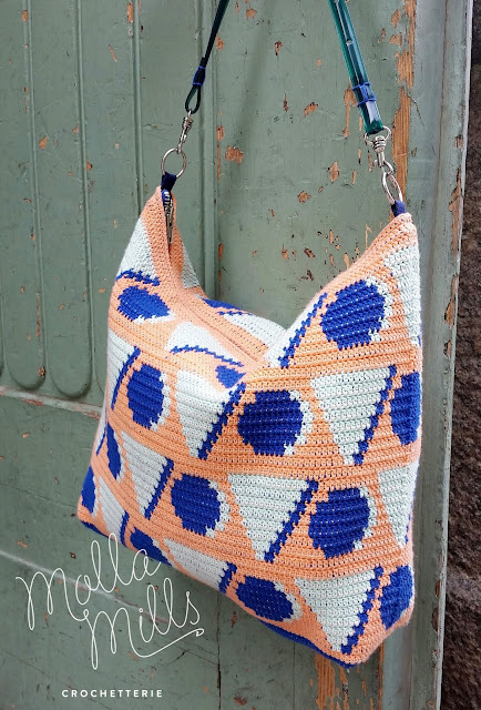 Tapestry Crochet Queen - Molla Mills