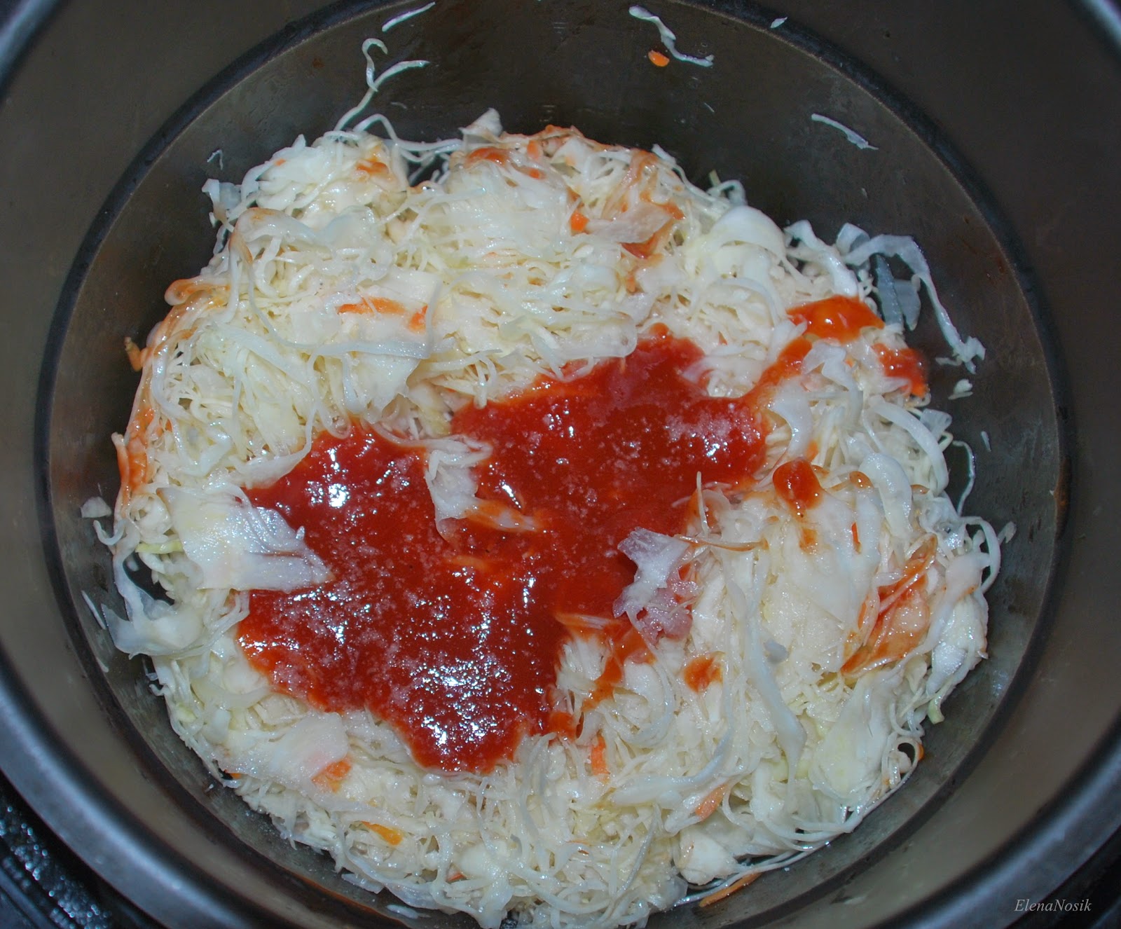 Тушеная квашеная капуста