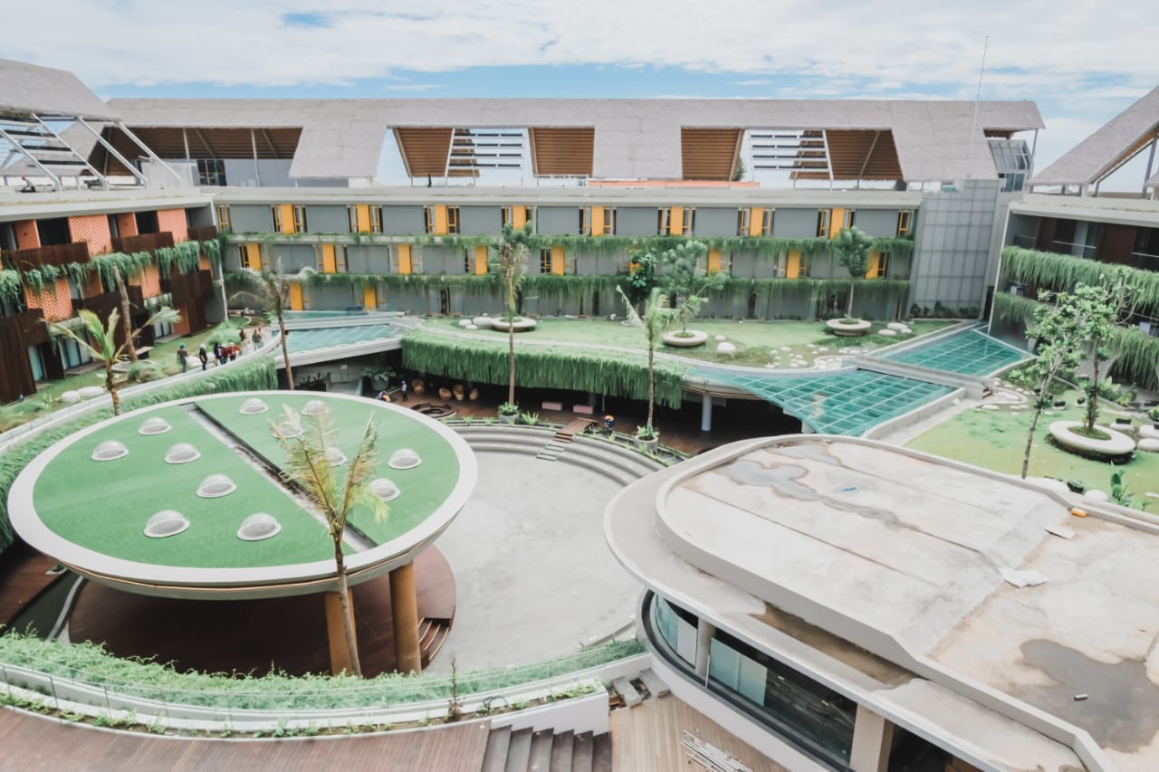 Pengunjung Beachwalk Dimanjakan Konsep Bangunan Baru dan Sejumlah Brand Ternama