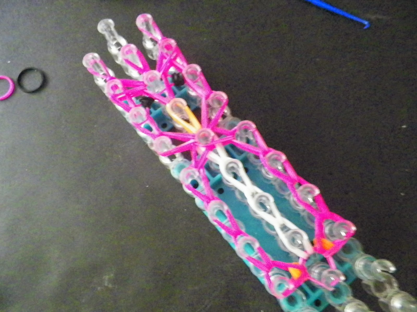 mygreatfinds: Rainbow Bandz Loom Kit Review