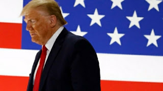 Trump loses ground for Biden amid chaotic week