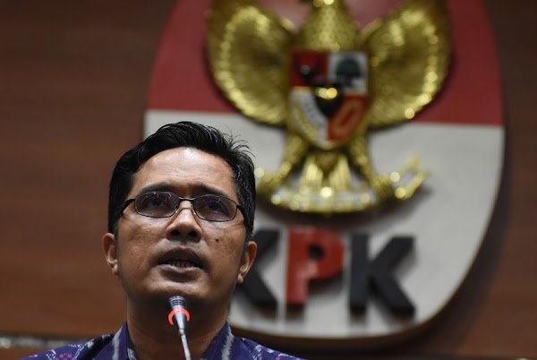 KPK Tahan Dua Anggota DPRD Sumut Penerima Suap dari Gatot