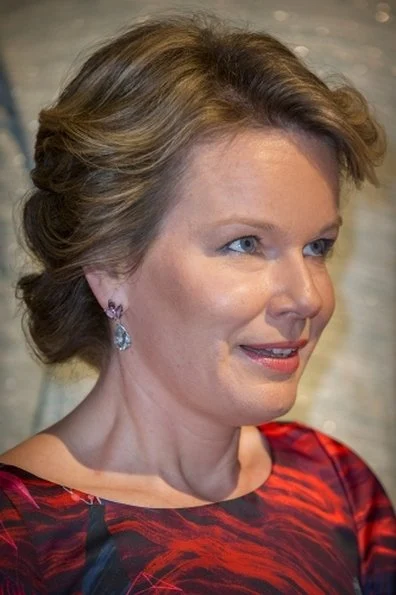 Queen Mathilde attend last semi finals of Queen Elisabeth Piano Music Competition 2016. Queen Mathilde wore Haus Covdeyre Dress