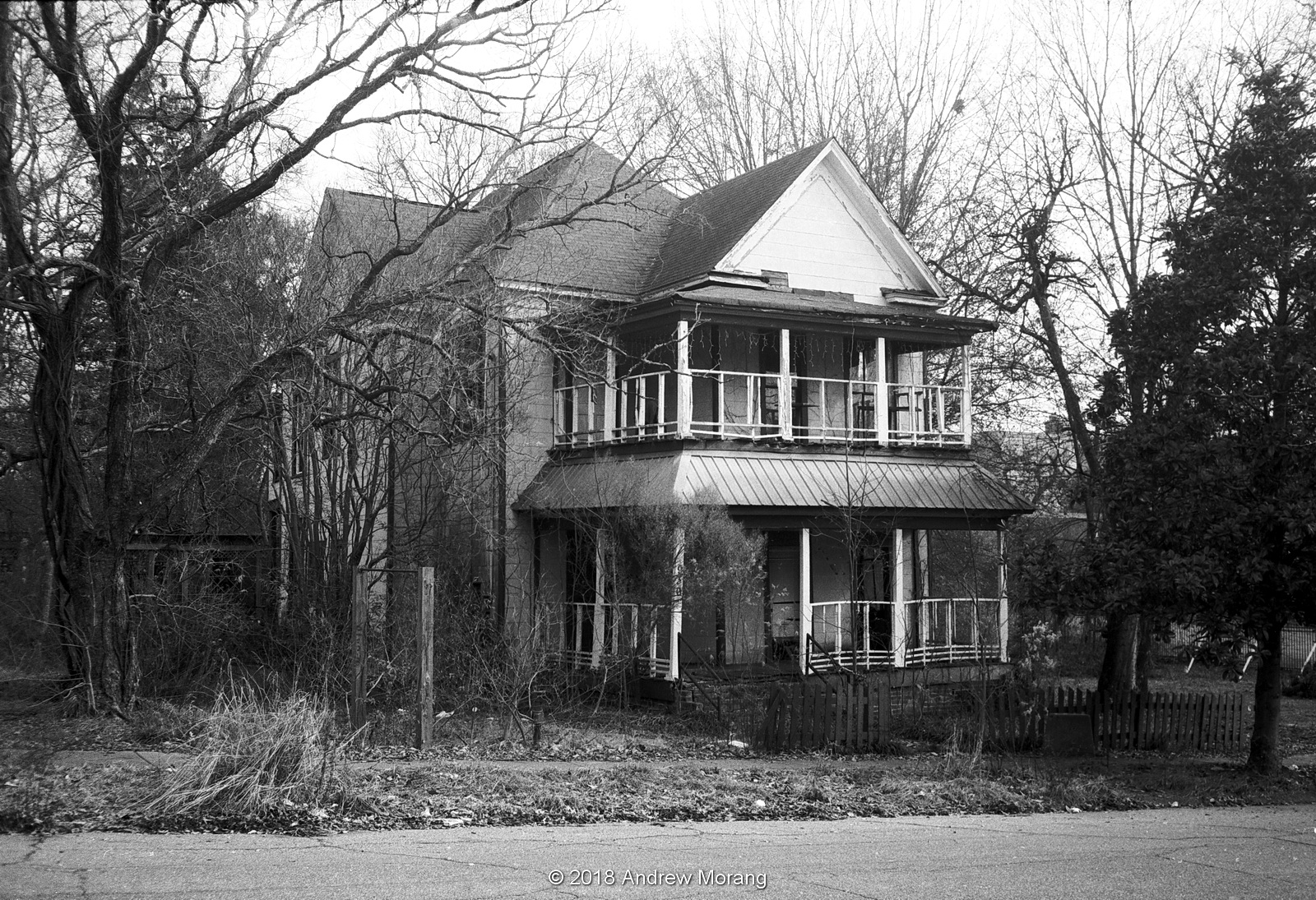Urban Decay Fading quickly Fortification Street, Jackson, Mississippi