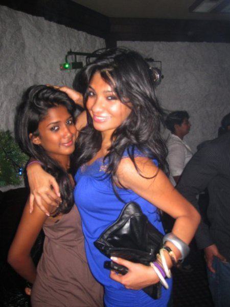 Srilankan Night Club Girls Hot Photos ~ Tamil ‘entertainment