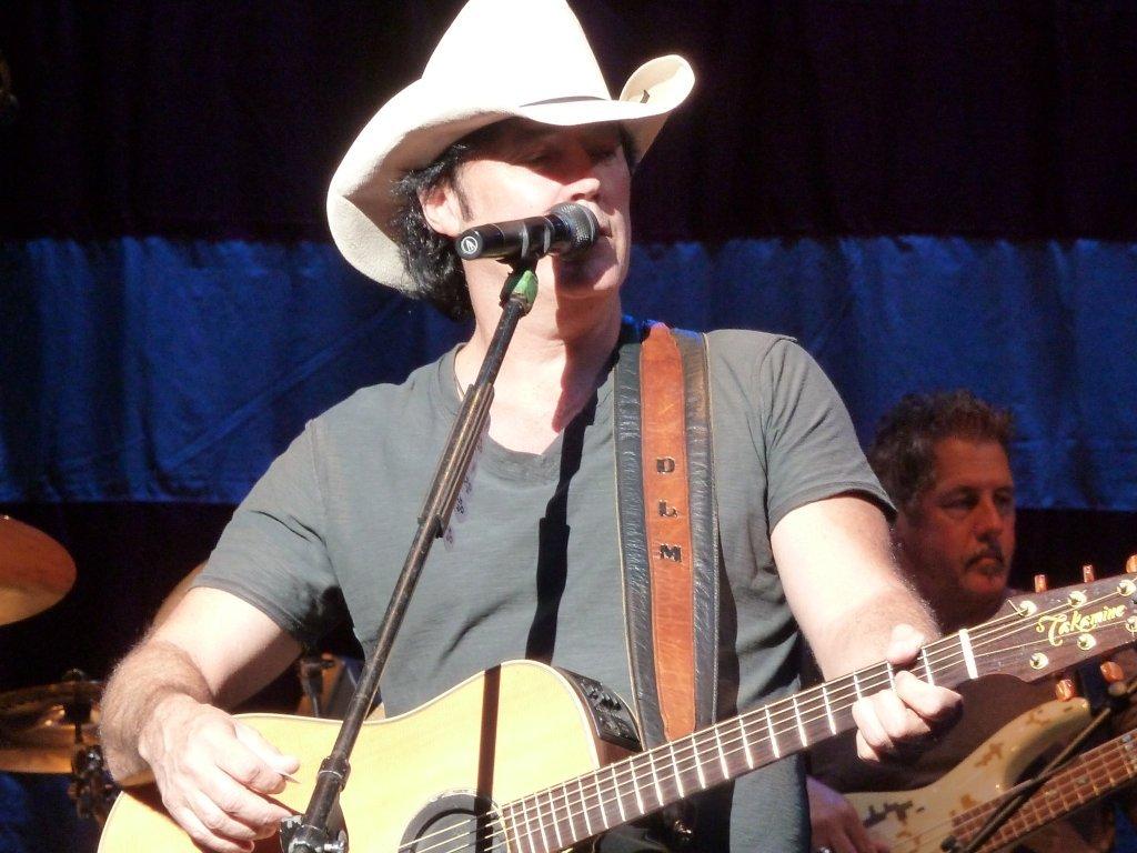 Clupko's Blog 2: DAVID LEE MURPHY
