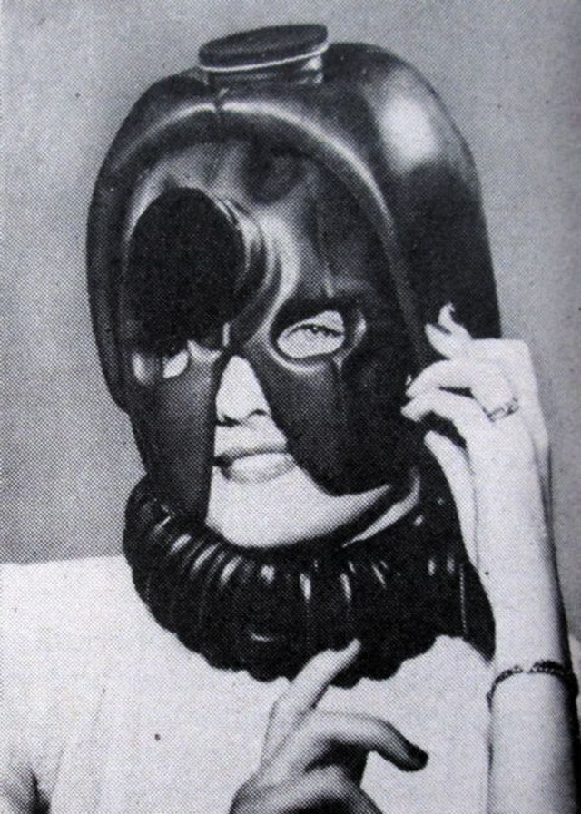 The ‘New Look’ in Hot Water Bottles and IcePacks, 1948 Vintage Everyday