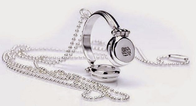 jewelry-accessory-1