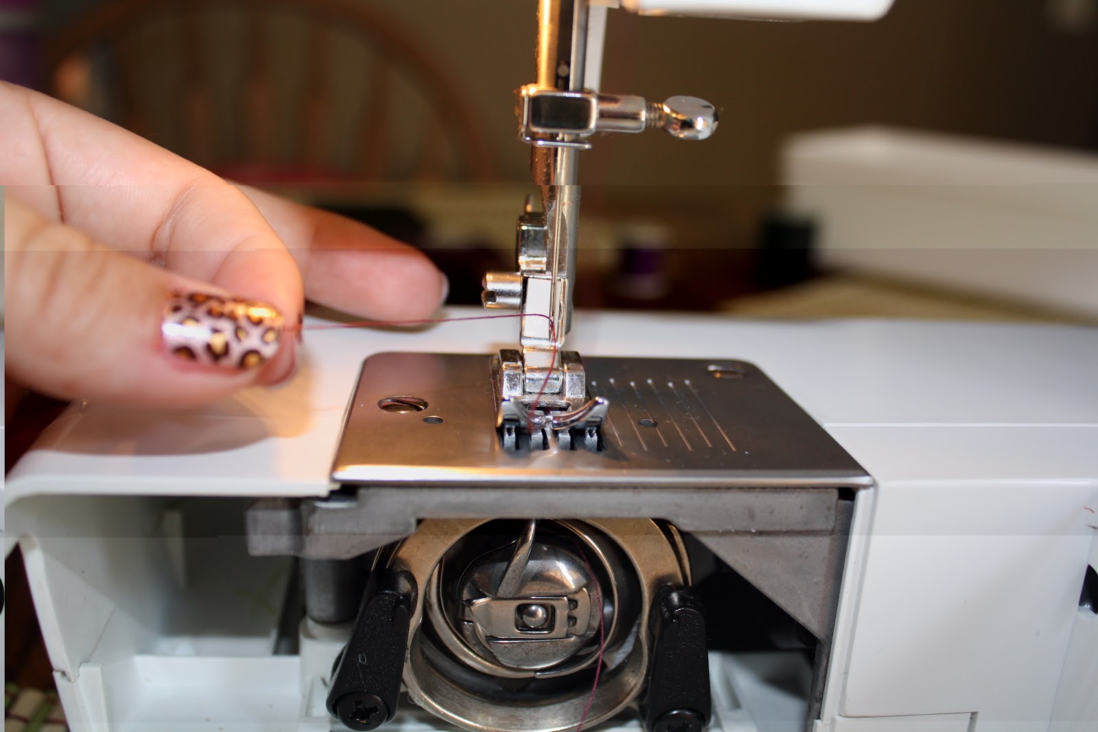 Crafty Momma: Sewing - How to thread a sewing machine
