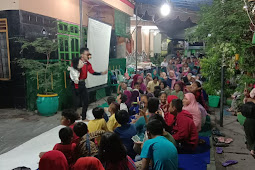 "Mendongeng" Pergantian Tahun Menjadi Berkah Tersendiri Untuk Anak Anak Surabaya