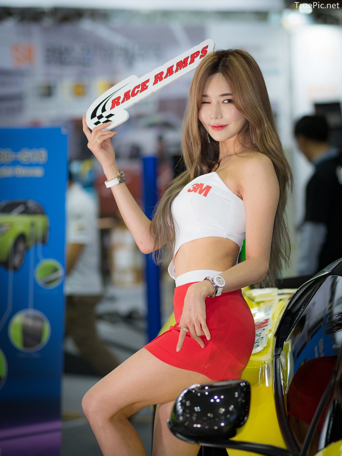 Korean Racing Model - Han Ga Eun - Seoul Auto Salon 2019 - Picture 8