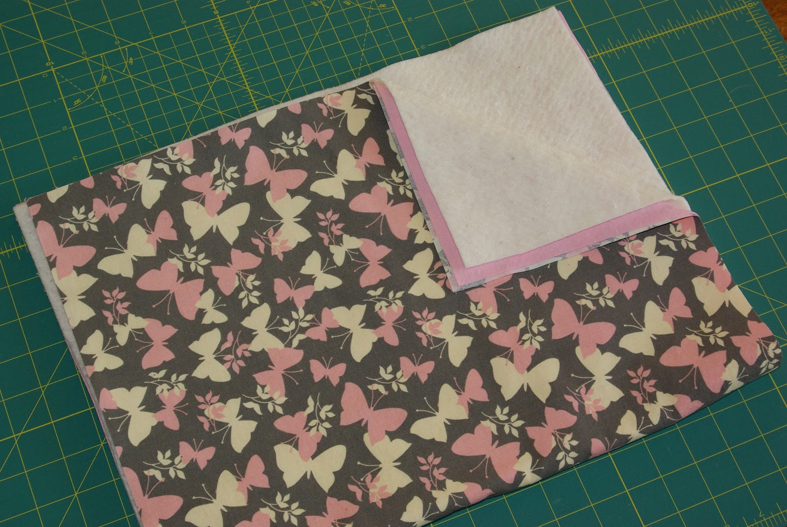 Lemonade and Lollypops Baby Changing Pad Tutorial