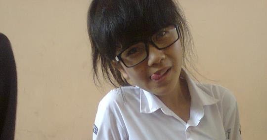 Siswi Sekolah SMA Cantik Manis Imut Lucu Gaul Eksis