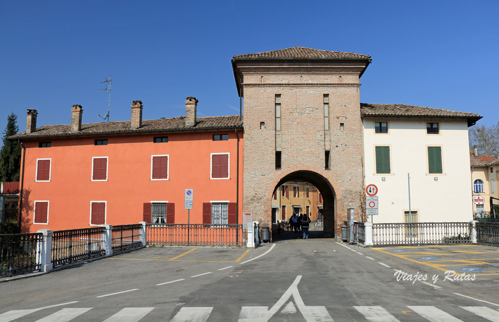 Puerta de la muralla de Fontanellato