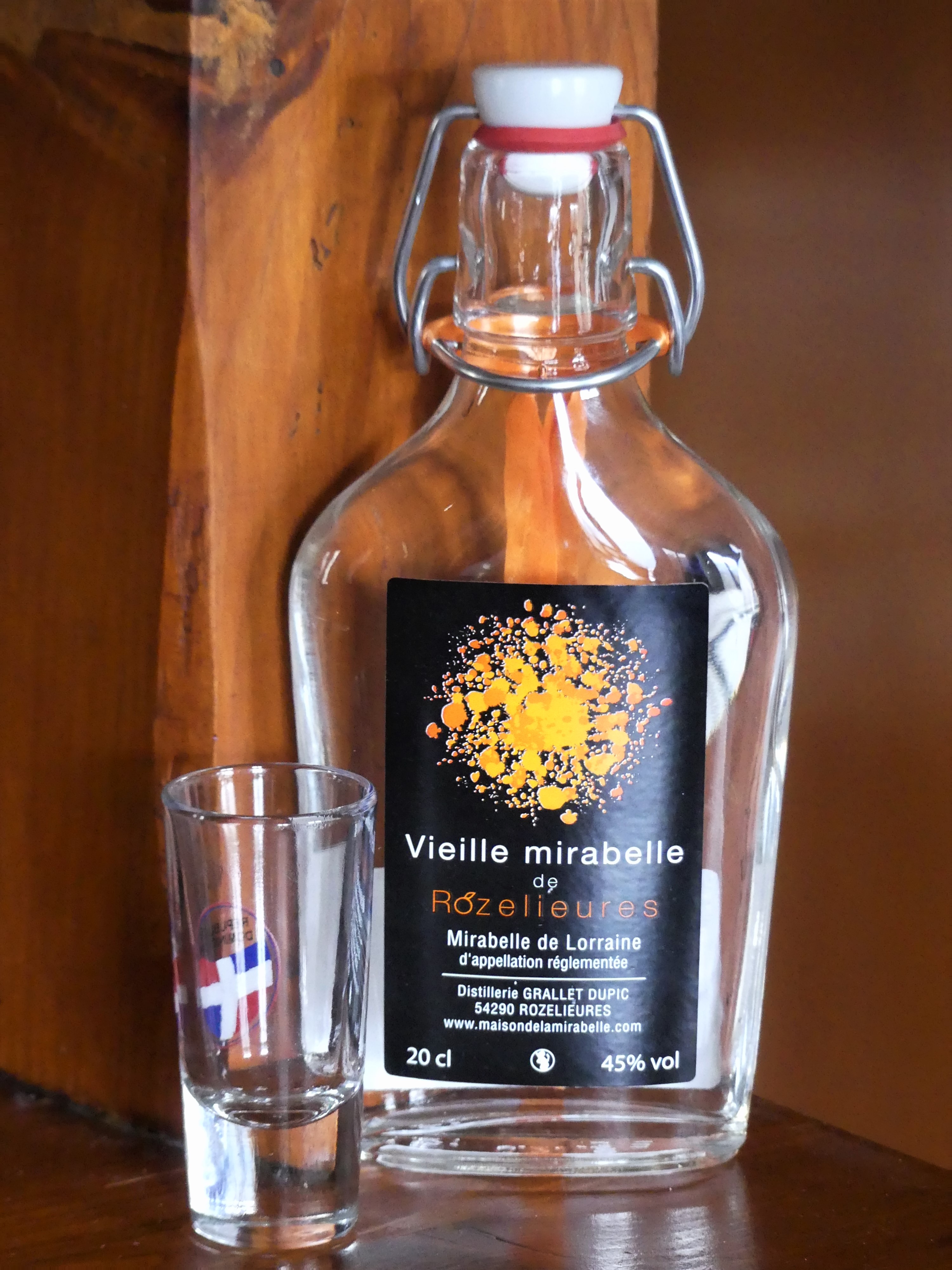 Eaudevie de La Maison de la Mirabelle  DAME SKARLETTE