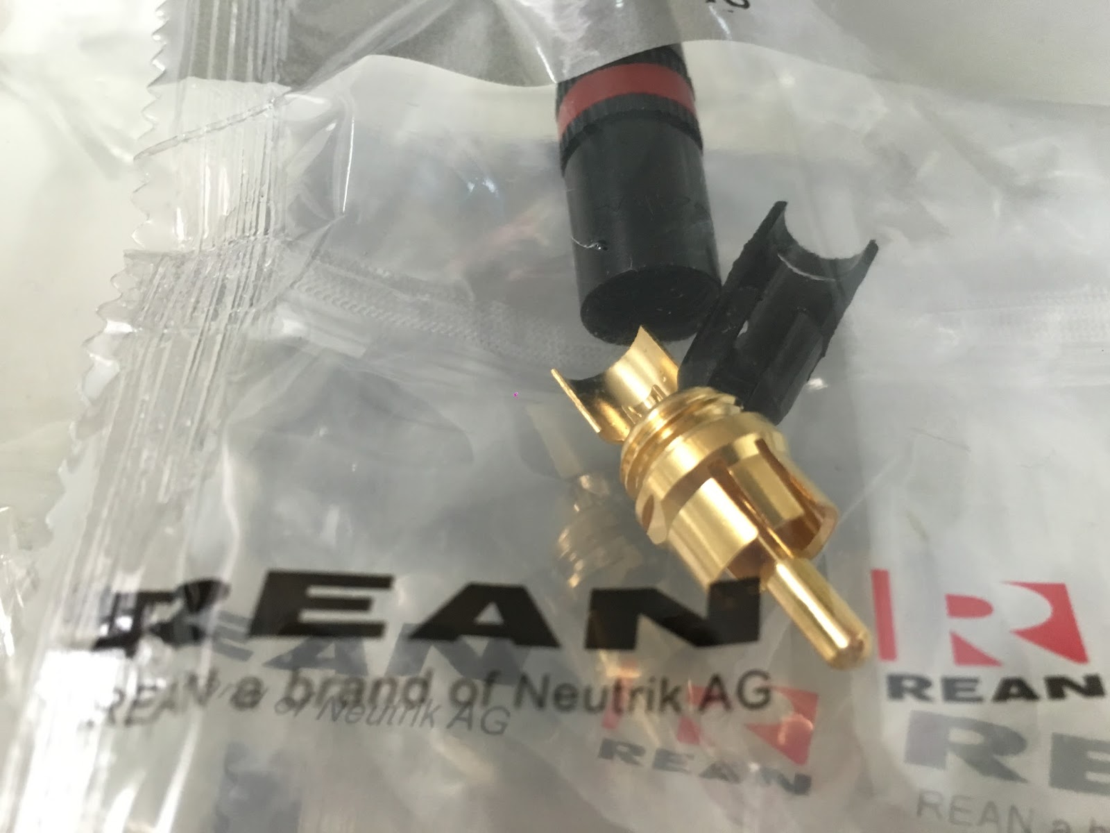 DJ Breakson Step by Step] How To Make RCA Cable