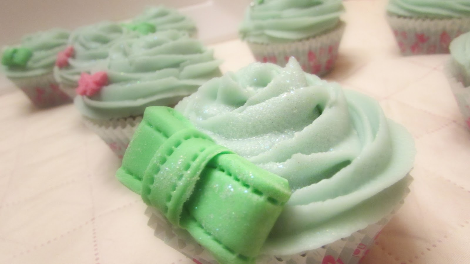 Cakes In A Cup Bakery CUPCAKES ESPECIADOS SABOR NAVIDEÑO (Inspirado en