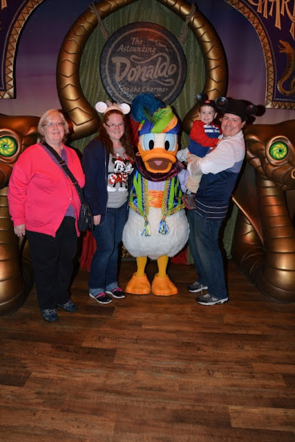 Walt Disney World, Disney vacation, Walt Disney World at Christmas, Magic Kingdom,