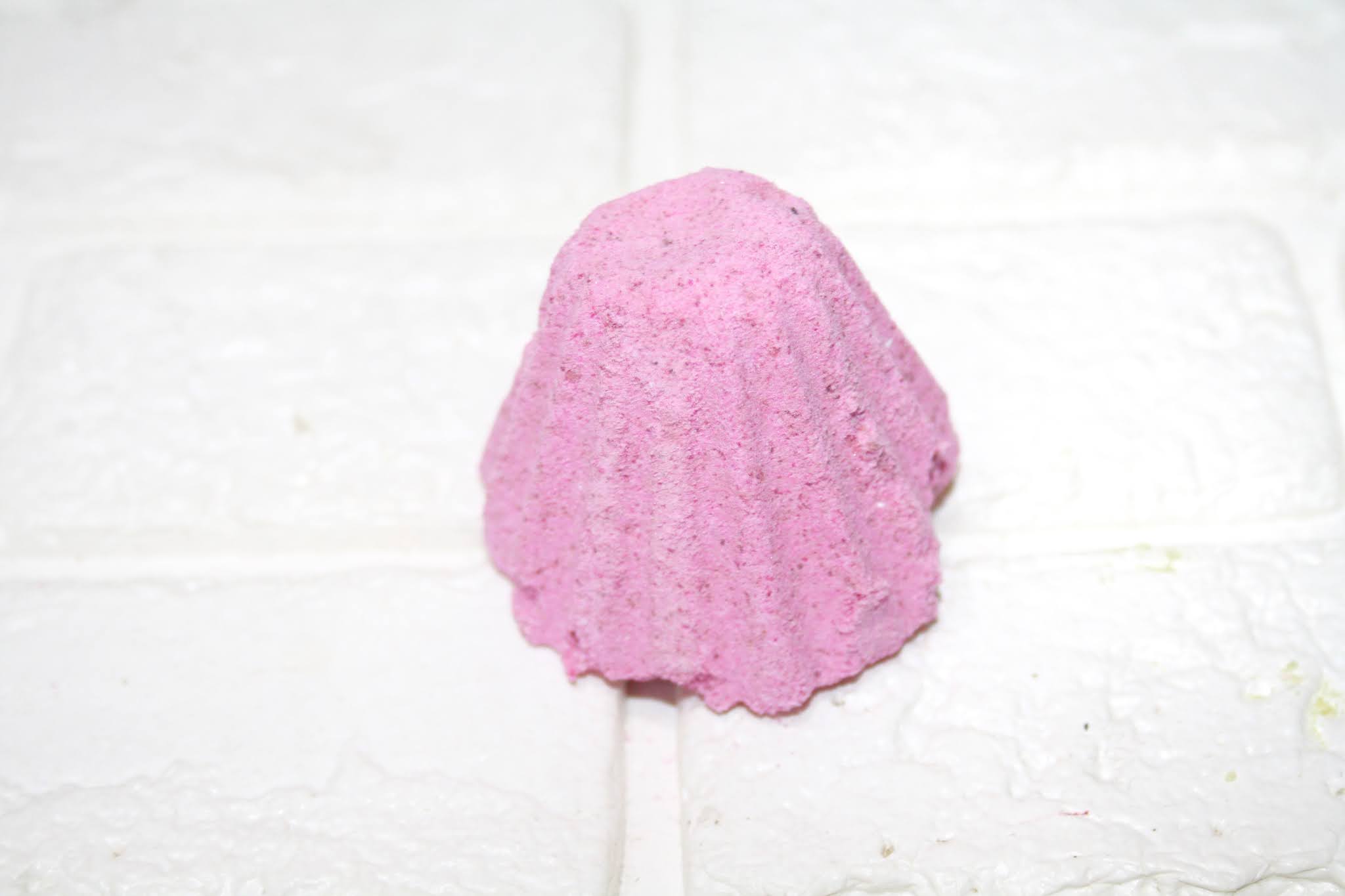 Beautyqueenuk A UK Beauty and Lifestyle Blog Lush Shower Bombs