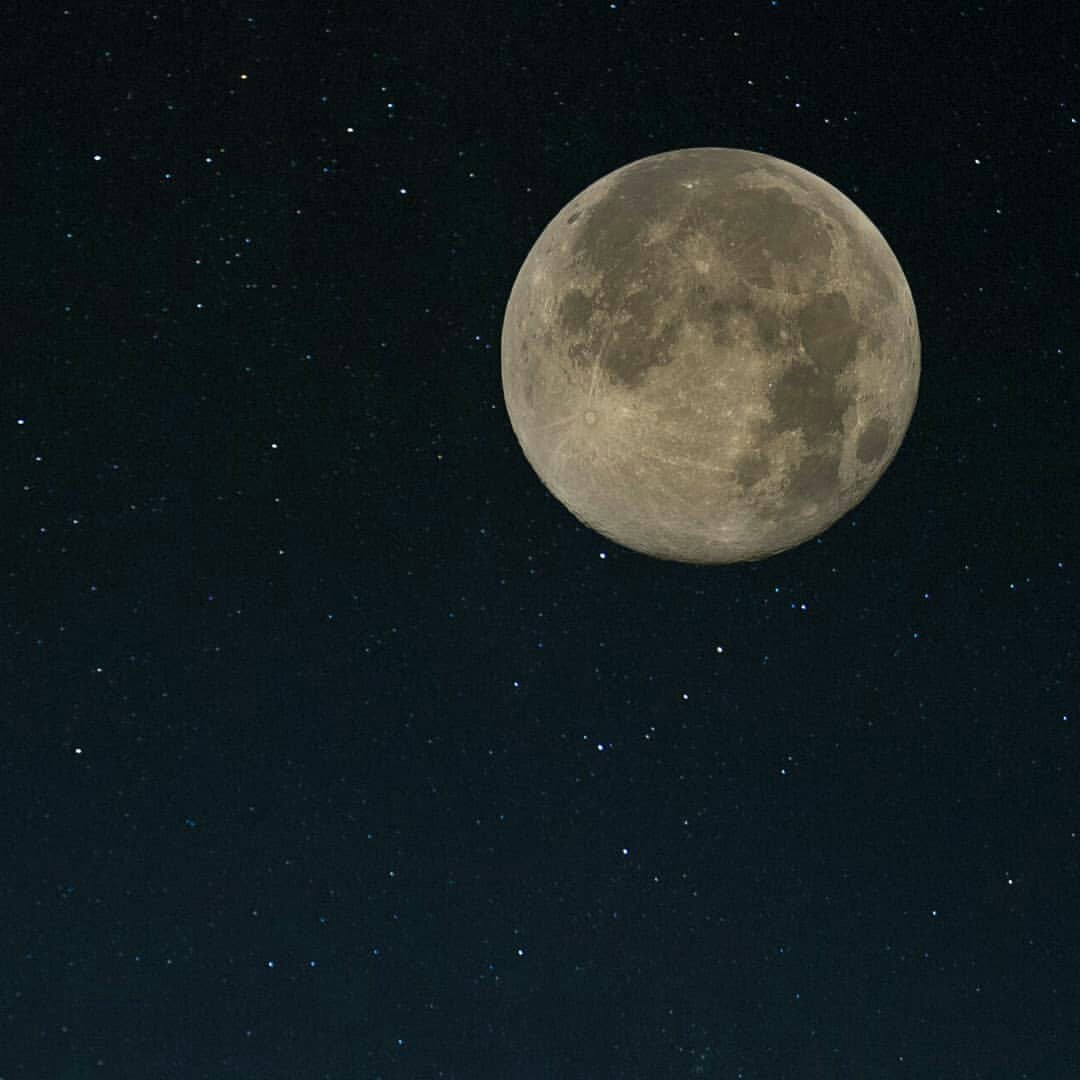 اجمل خلفيات و صور للقمر moon 2023