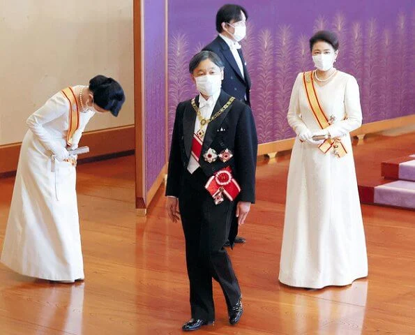 Meiji Scroll Tiara, diamond riveres, diamond earrings, chrysanthemum brooch. Princess Aiko, Crown Princess Kiko, Princess Mako, Princess Kako