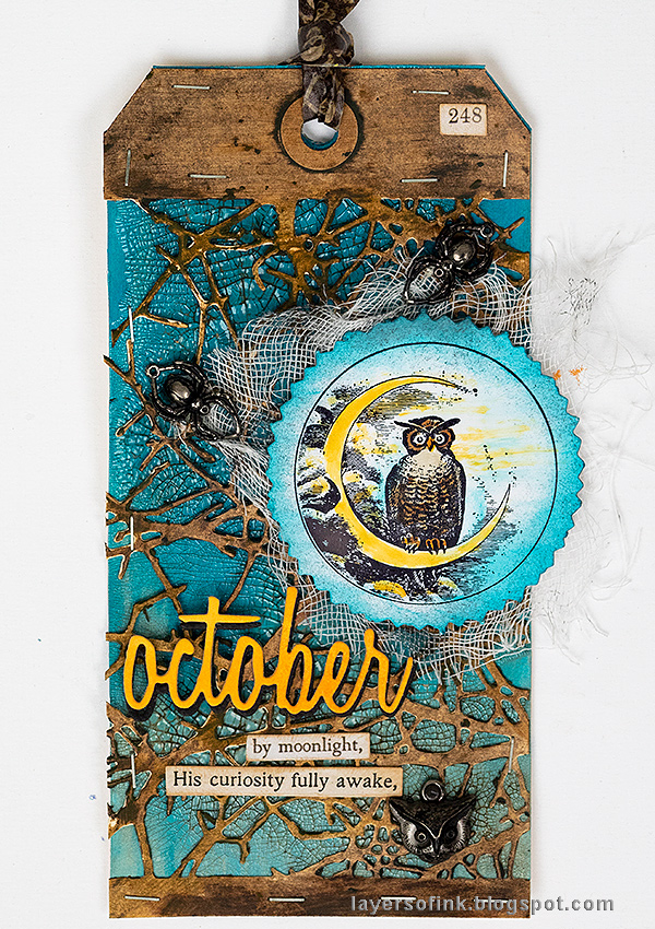 Layers of ink - Twigs and Owl Halloween Tag Tutorial by Anna-Karin Evaldsson Layers of ink - Twigs and Owl Halloween Tag Tutorial by Anna-Karin Evaldsson made with dies and stamp by Tim Holtz