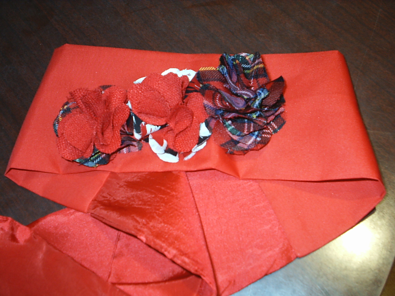 Fajín De Regulares Rojo Del Ejército Español - Militaria