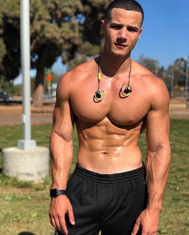 sexy-bad-boy-shirtless-huge-muscle-pecs-sweaty-abs-jordan-torres