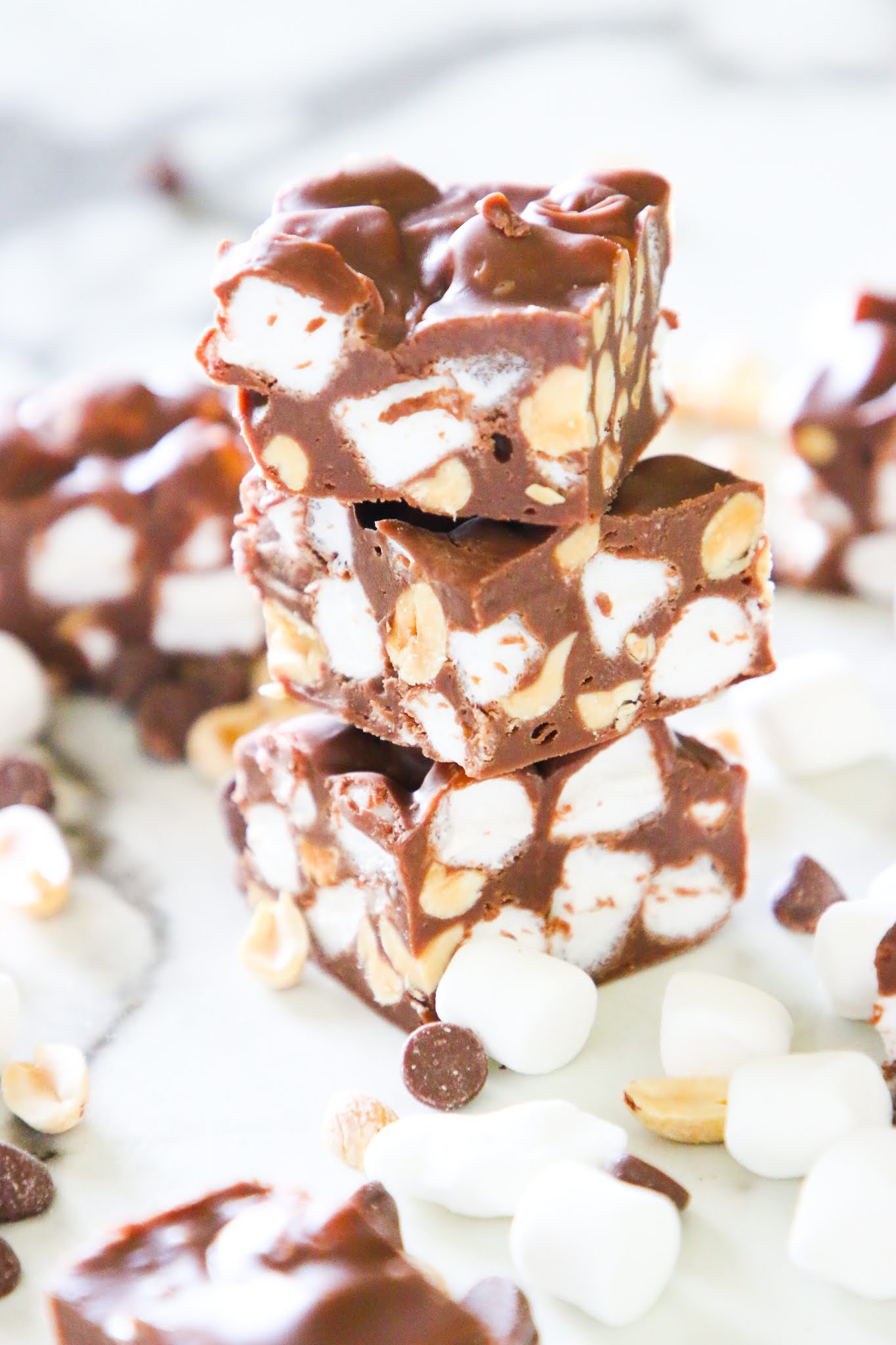 Super Easy Rocky Road Fudge