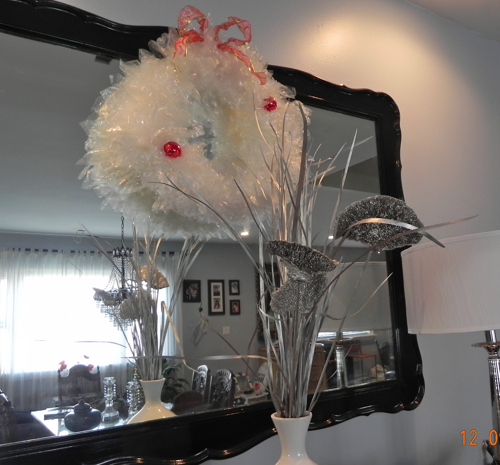 Sheer Serendipity Sandwich bag Christmas wreath