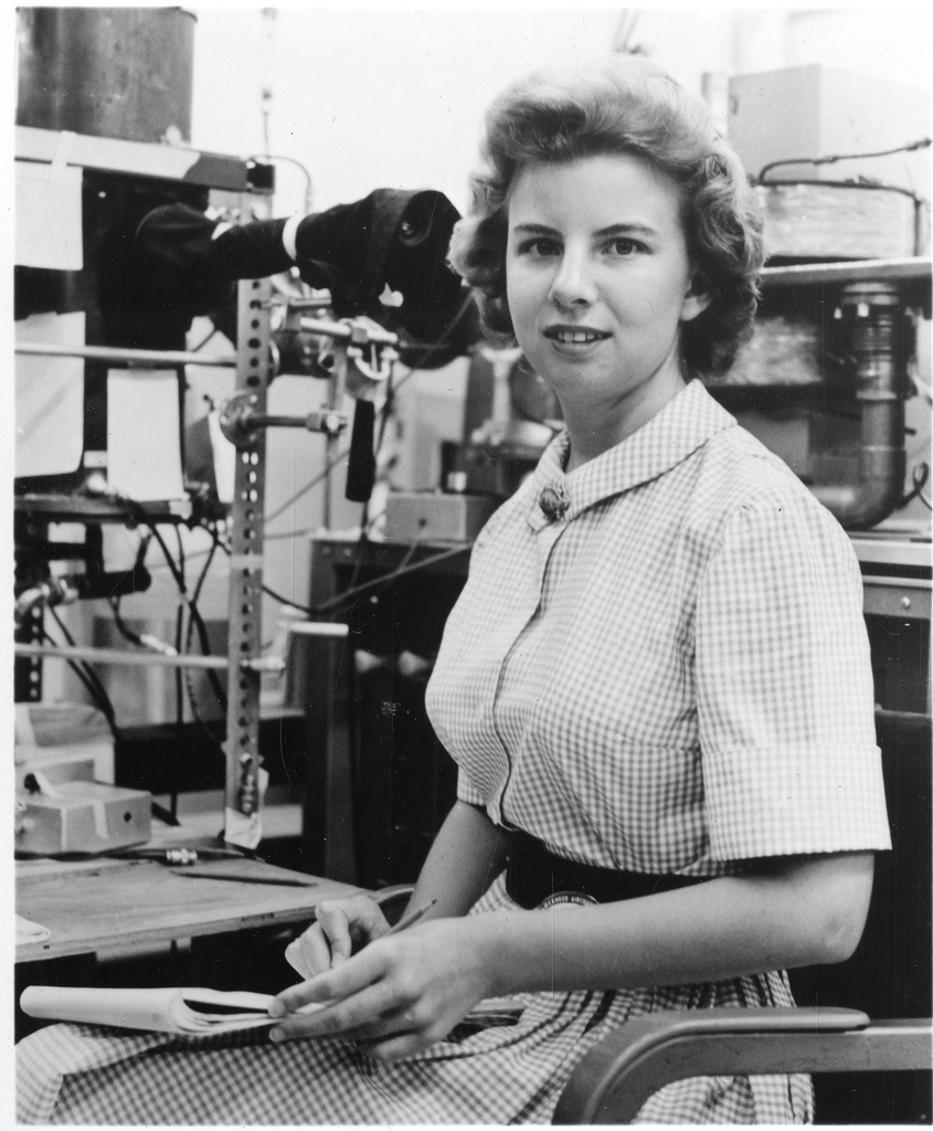 Women in Science 51 Historical Vintage Pictures of American Female