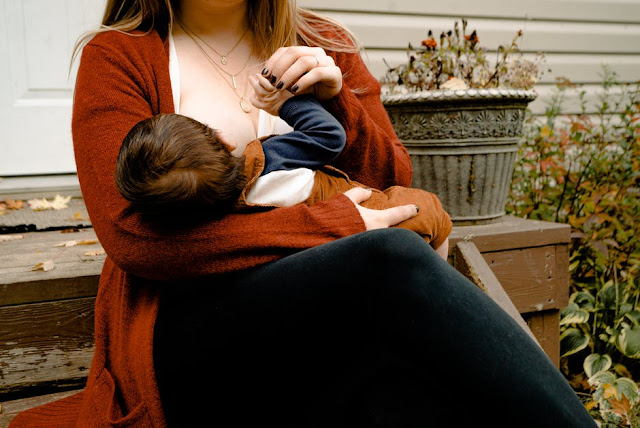 ALIMENTATION SAINE ET DE QUALITÉ : COMMENT LA GARANTIR À VOTRE BÉBÉ