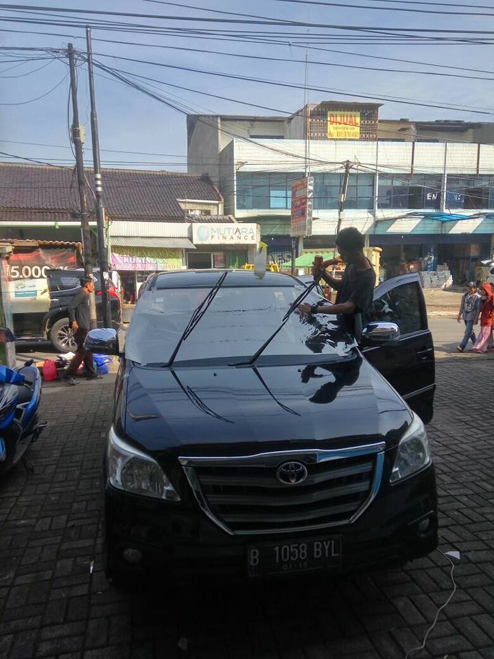 Tempat Pasang Kaca Film Mobil Agya Tangerang Selatan