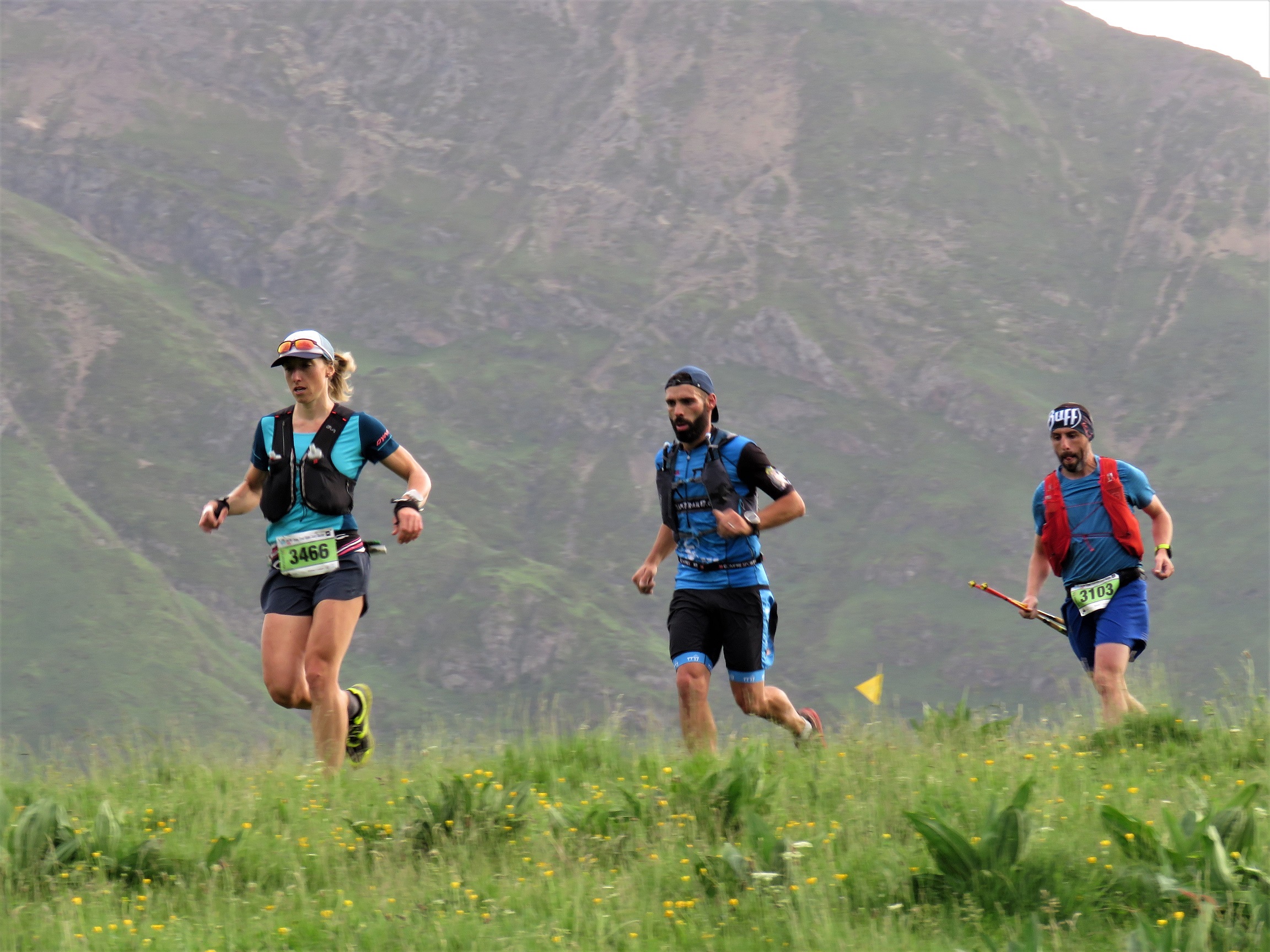 CORRIENDO POR LA SIERRA PATOU TRAIL