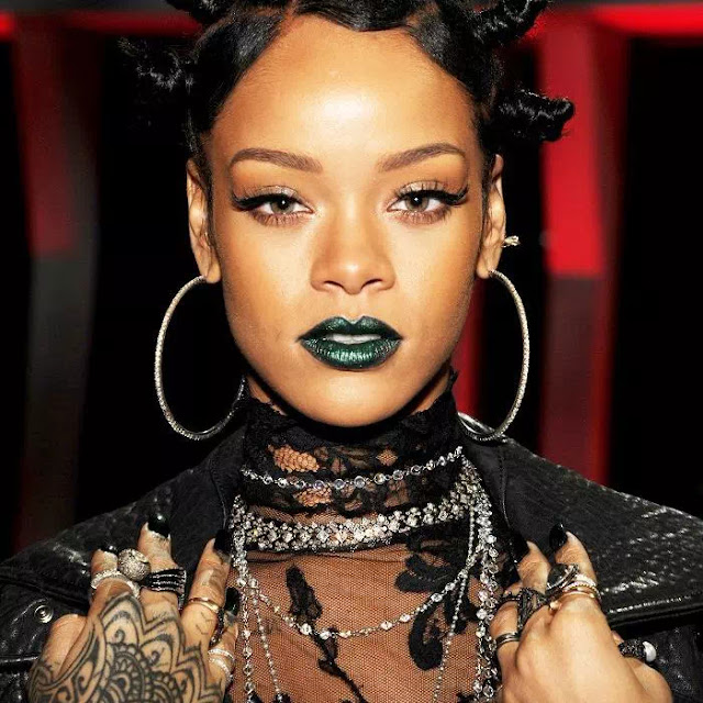 Rihanna Bantu Knots Hairstyle