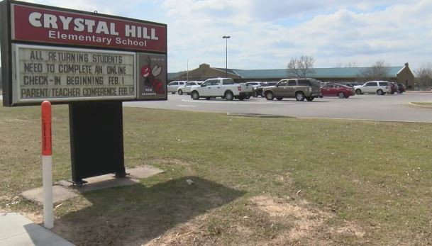 White teacher forces 5-year-old black child to wash a toilet with his bare hands