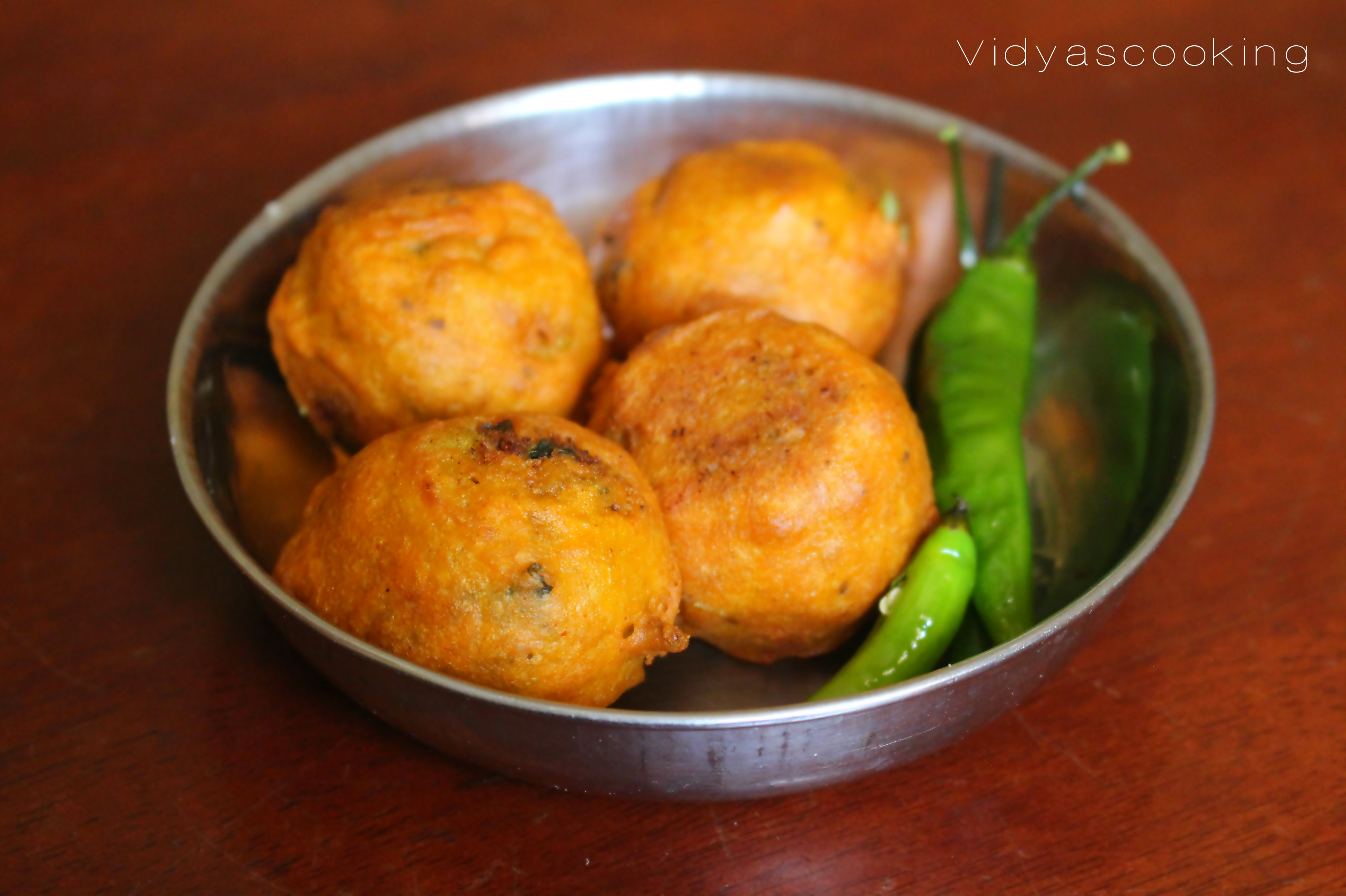 Street Food Series: Aloo Bonda Recipe (Spicy Mashed Potato Fritters Recipe)