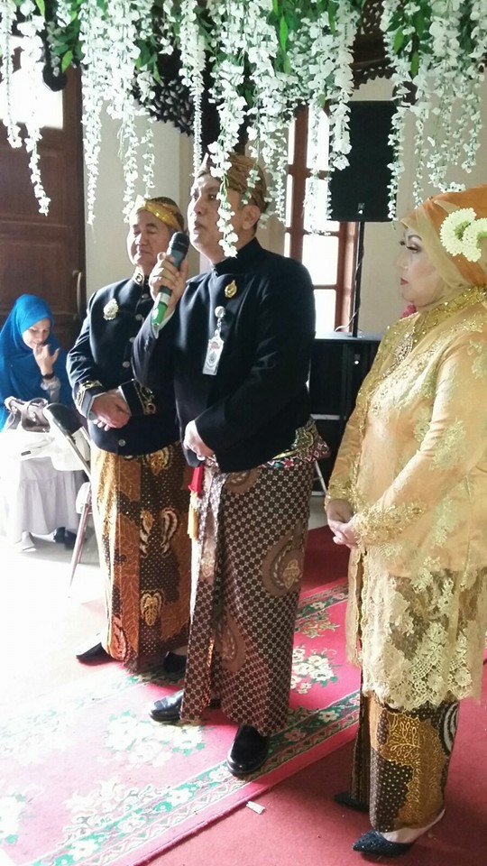 TULADHA ATURIPUN PRANATACARA BADHE UPACARA PASRAH TEMANTEN