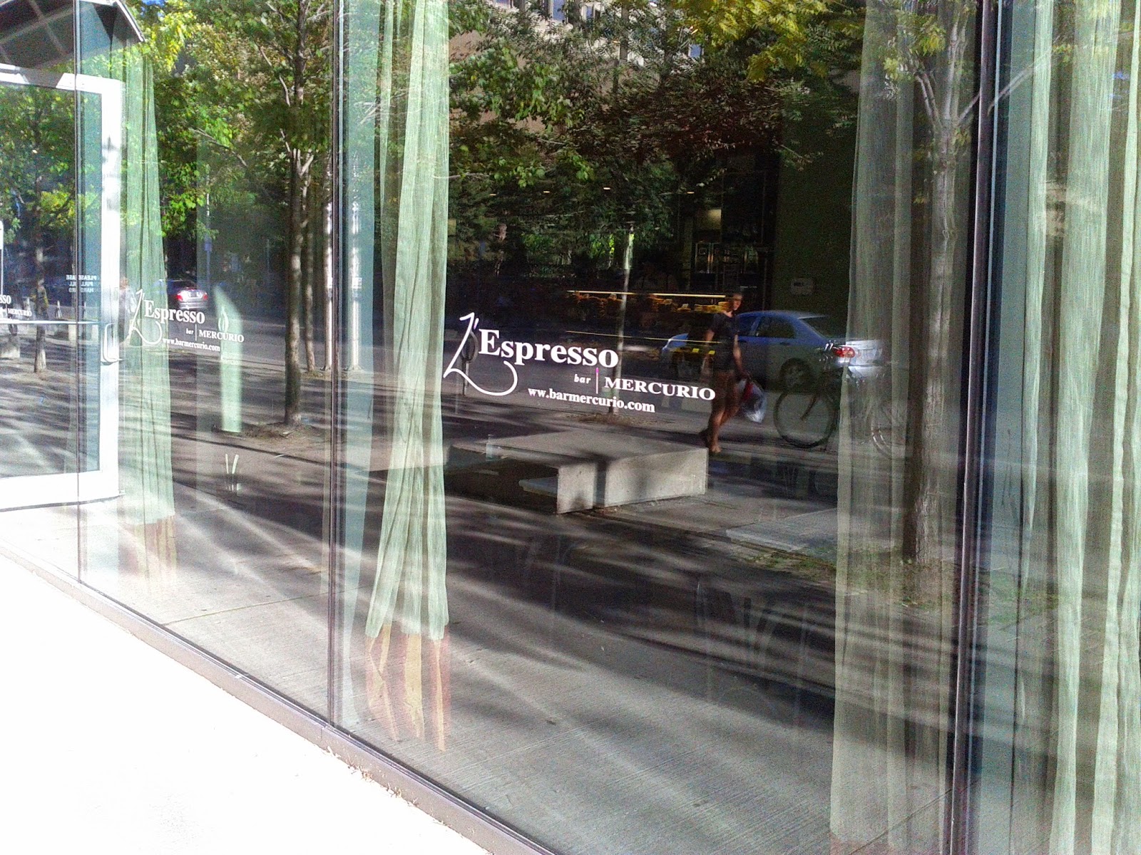 Toronto things Mercurio Espresso Bar hours on Bloor Street West and St