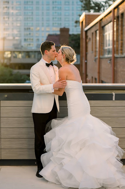 St. Louis Wedding Photographer & Videographer | Black & White Minimalist Wedding | Jewish Wedding | Rooftop Poolside Wedding