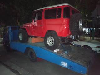 mobil gendong jasa derek gendong