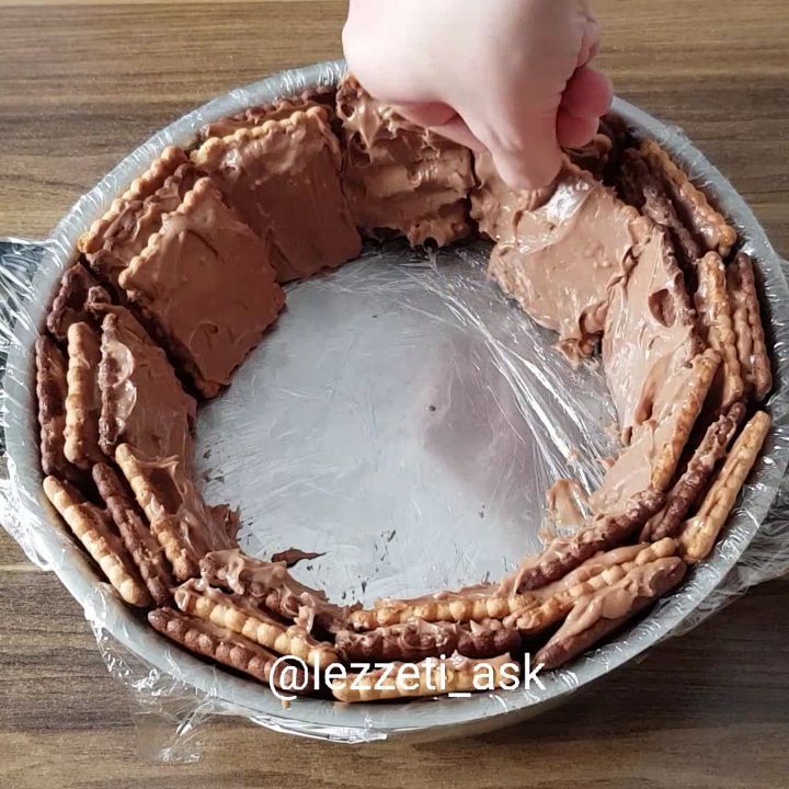 Tencerede Pasta Resimli Yemek Tarifleri