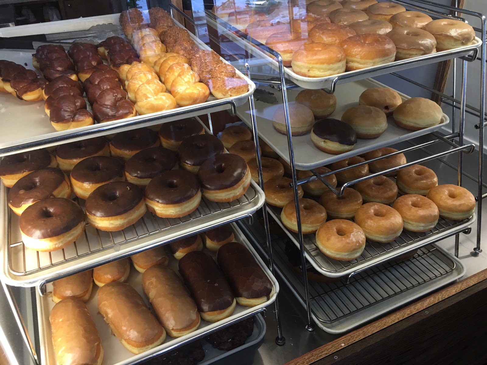 The Pastry Chef's Baking Restaurant Review Rose's Cafe & Donuts