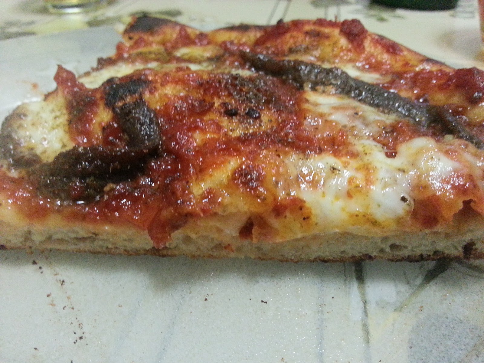 Desperate House Cooker Pizza Umbra e pizza alla Sicula